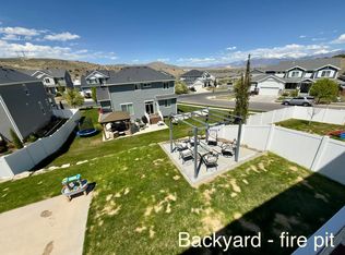 2693 E Gambel Oaks Dr, Eagle Mountain, UT 84005