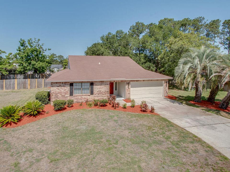 1st image of 10954 Chesapeake Ln W