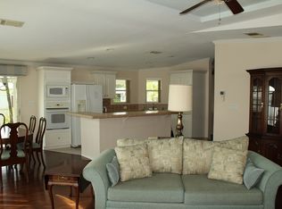 17 Falla Ct, Fort Myers, FL 33912