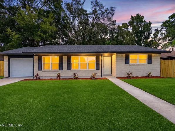 6104 W GOLDEN GROVE Road W, Jacksonville, FL 32244