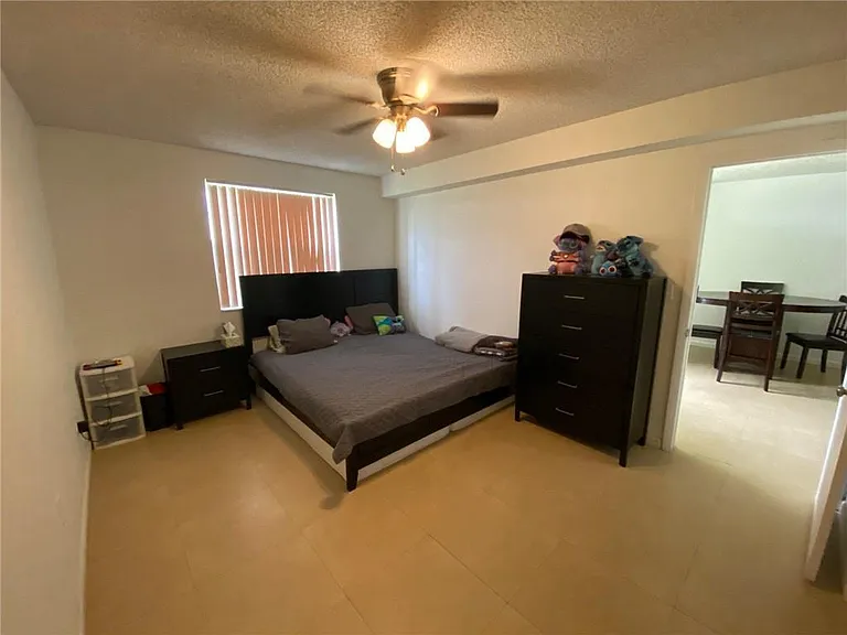 2841 N Oakland Forest Dr #107 — Photo 8