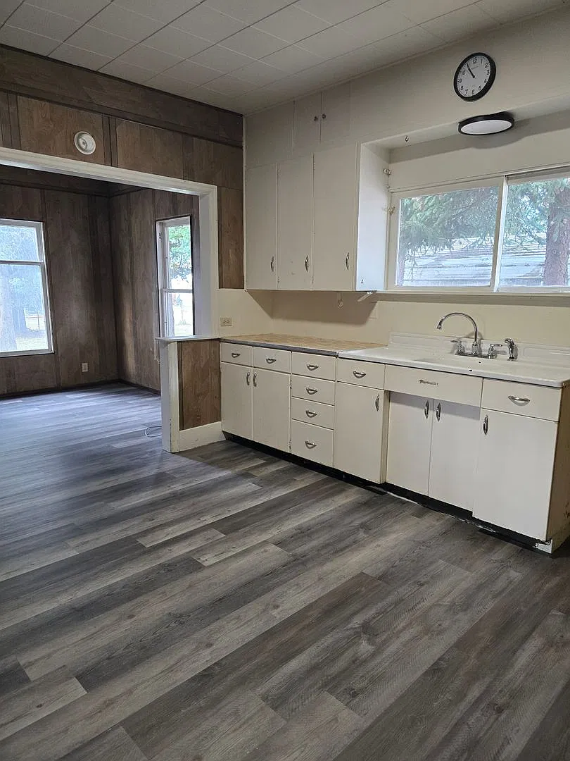 RIV204 Mobile Home/RV Park — Photo 2