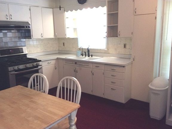 3rd image of 609 Oconor Ave