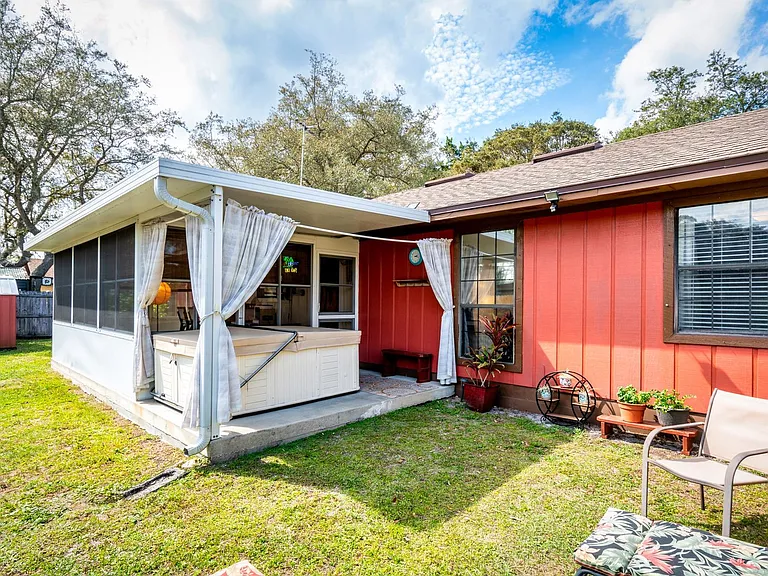 604 Alicante Rd — Photo 30