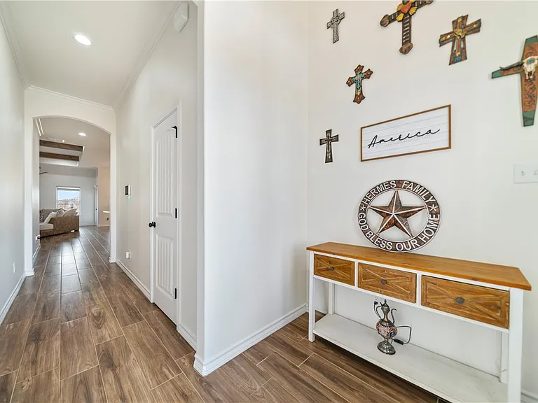 11526 S Creek Dr — Photo 4