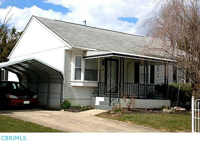 1st image of 493 Westport Dr