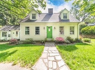 23 Wendover Rd, Springfield, MA 01118