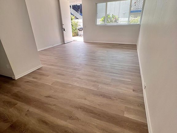 3rd image of 4851 Del Monte Ave