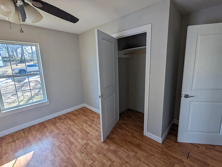 1214 Sims Ave — Photo 4