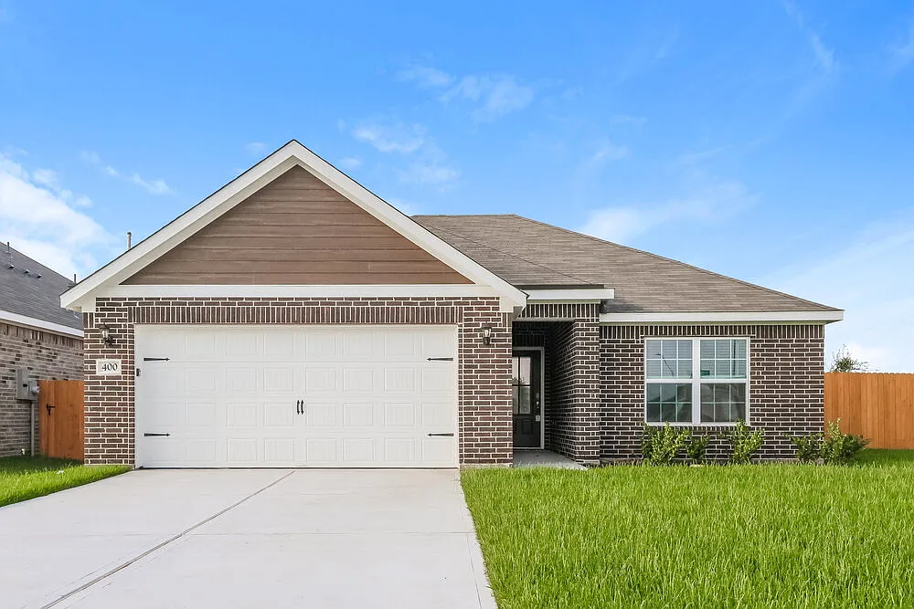 3 bed, 2.0 bath, 1218 sqft, $1,850 — Photo 1