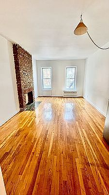 5th image of 1702 2nd Ave APT 1B