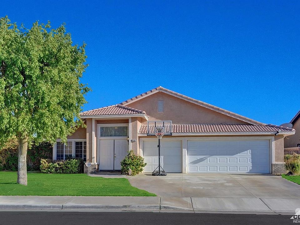 2nd image of 45160 Coldbrook Ln