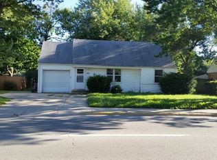 705 E Riverside Blvd, Loves Park, IL 61111