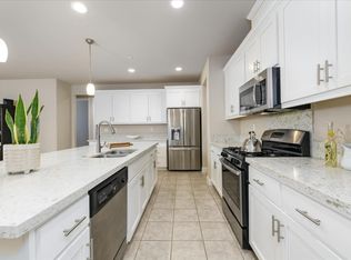 951 Ireland St, Winters, CA 95694