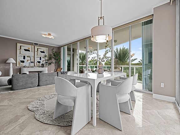 3rd image of 2645 S Bayshore Dr APT 304