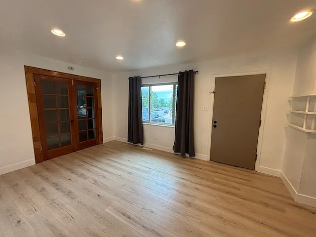 3566 W Amherst Ave — Photo 6