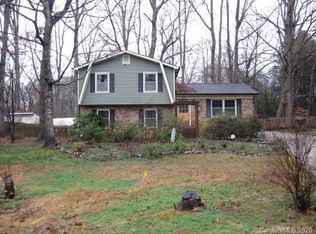 4604 Oakleaf Ln, Gastonia, NC 28056