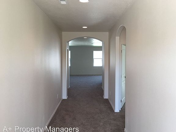 2nd image of 6201 W Alliance St