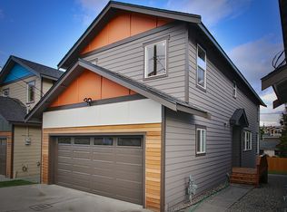 10462 2nd Pl SW, Seattle, WA 98146