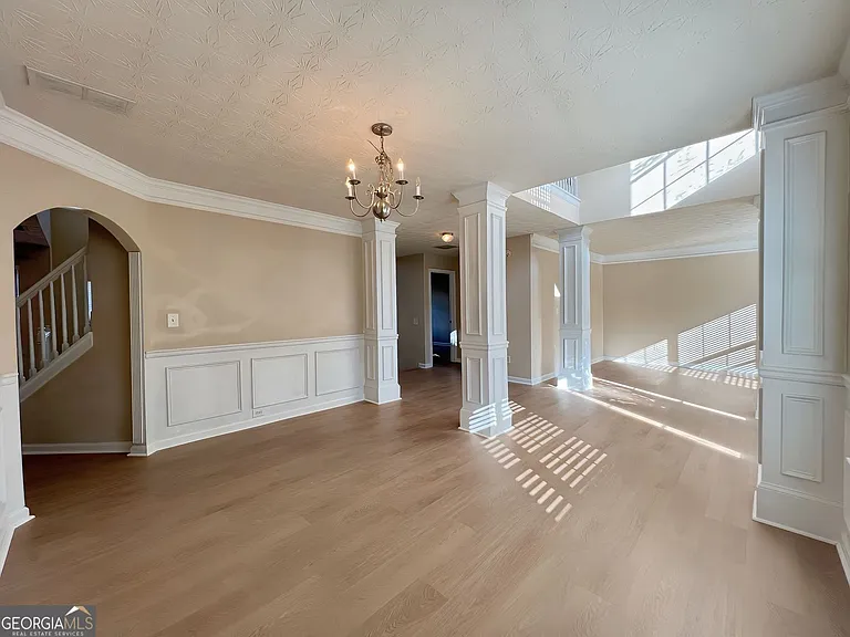 2751 Spence Ct — Photo 5