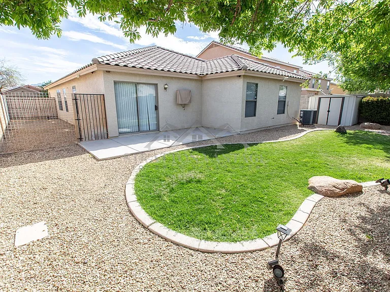 9630 W Kingman St — Photo 37