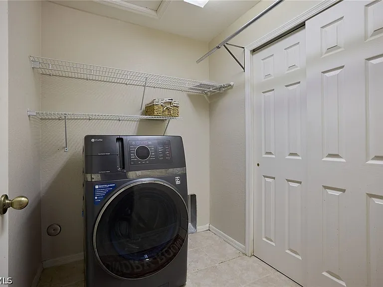 2059 Willow Branch Dr — Photo 19