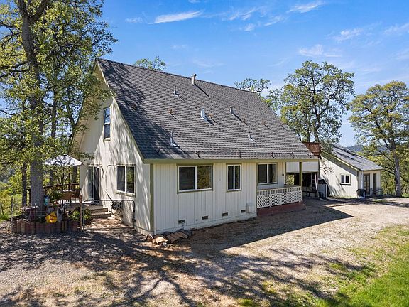4th image of 10159 Bell Avenue