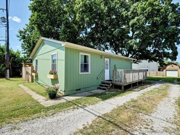 222 Carolyn Avenue, Georgetown, IN 47122