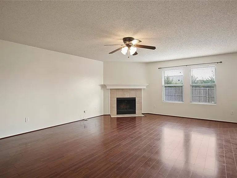 9973 George Washington Dr — Photo 3