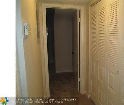 5th image of 449 N Laurel Dr #1908