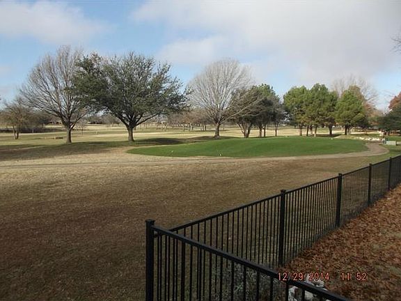 4th image of 2837 Laurel Oaks Dr