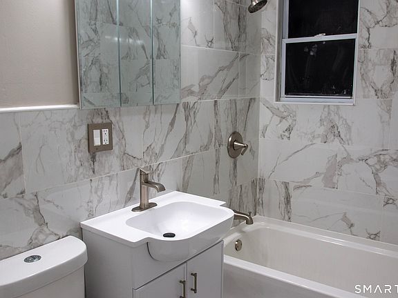 5th image of 278 Willow St #1