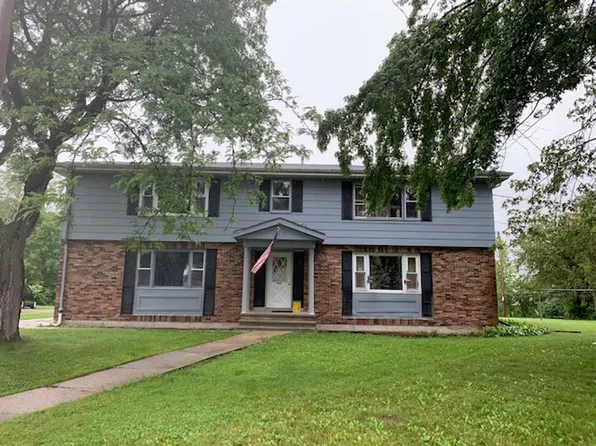 1125 Primrose Ct., 1125 Primrose Ct #D, Neenah, WI 54956