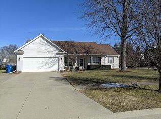 1009 Coopers Run, Amherst, OH