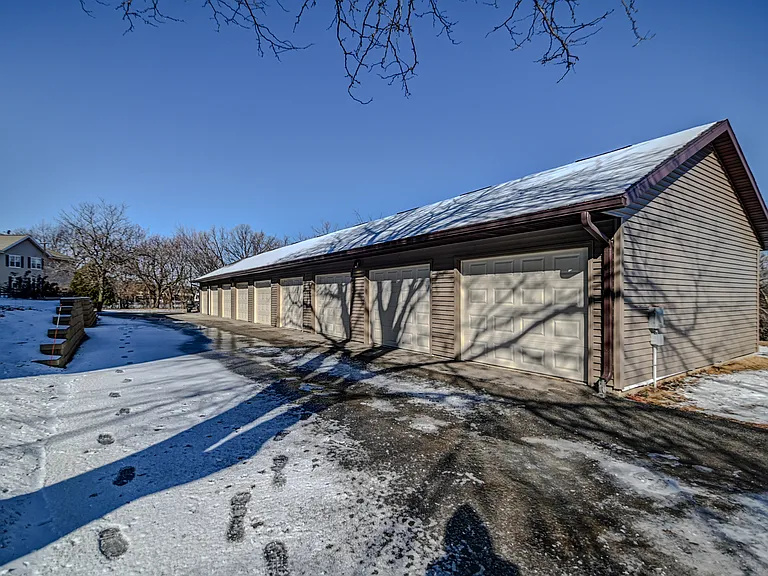 2128 Luann Ln #205 — Photo 39
