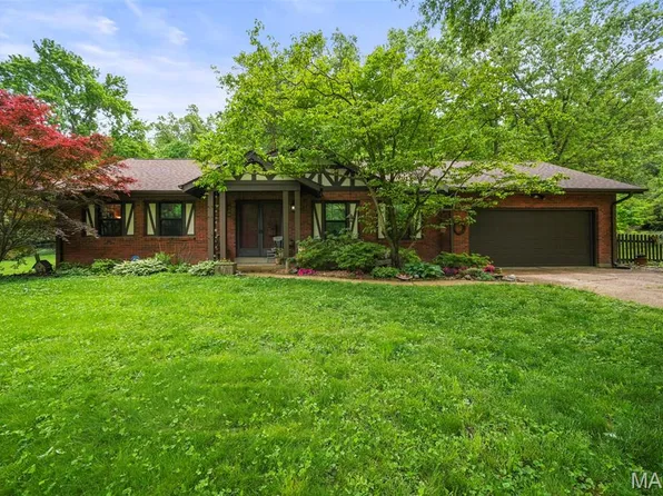 114 Carol Dr, Eureka, MO 63025