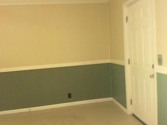 3rd image of 280 Westwood Dr