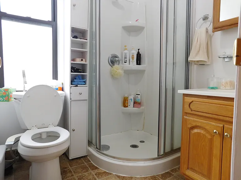 302 E 94th St #4B — Photo 7