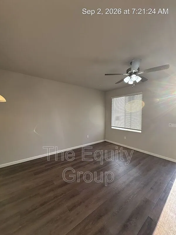 2 bed, 2.5 bath, $1,850 — Photo 4