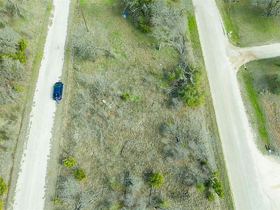2nd image of 5719 Black Pine Cir