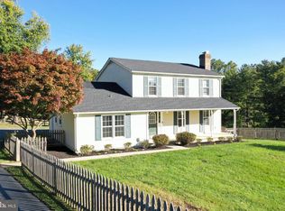 18370 New Cut Rd, Mount Airy, MD 21771