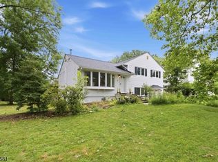 10 Cornell Pl, Chatham Boro, NJ 07928