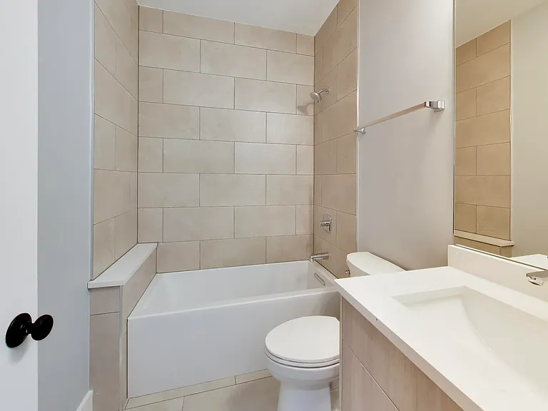 6548 S Maryland Ave #2 — Photo 17
