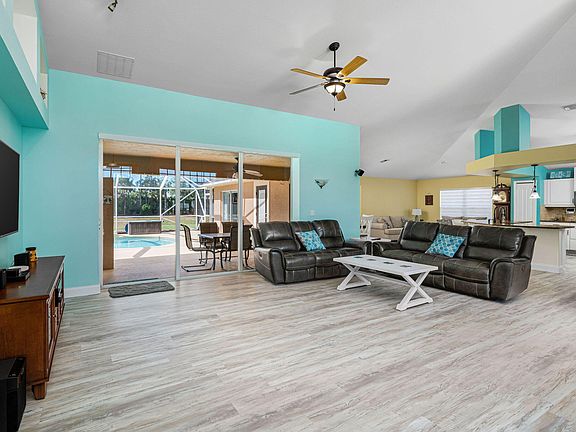 5th image of 5805 NW Zenith Drive
