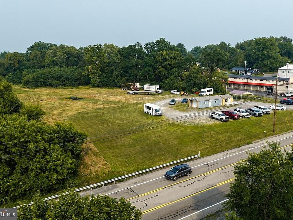 1st image of 3490 Benner Pike