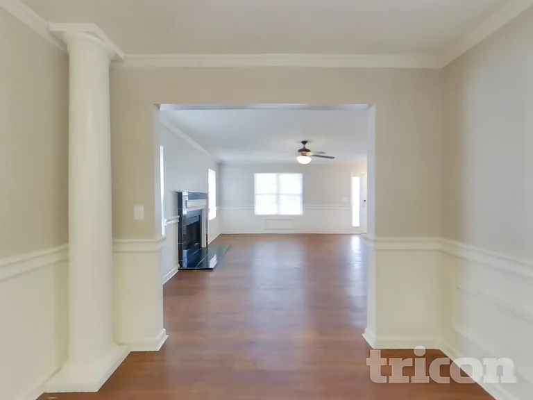 636 Sadler Glen Dr — Photo 4