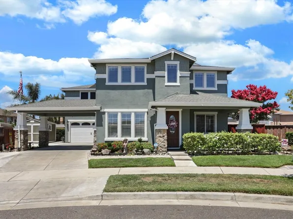 516 Old Bluff Ct, Oakdale, CA 95361
