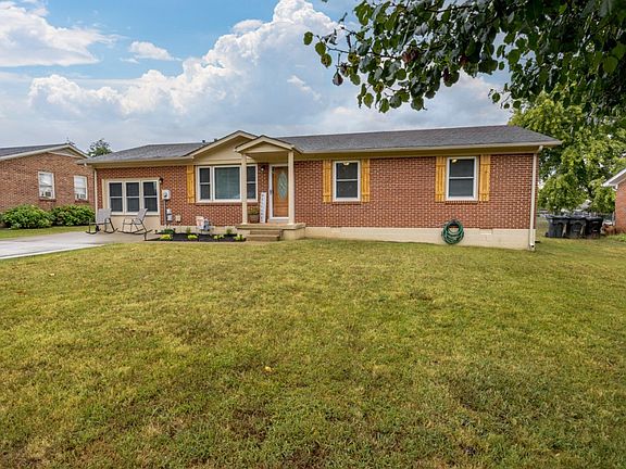 5th image of 120 Dogwood Dr