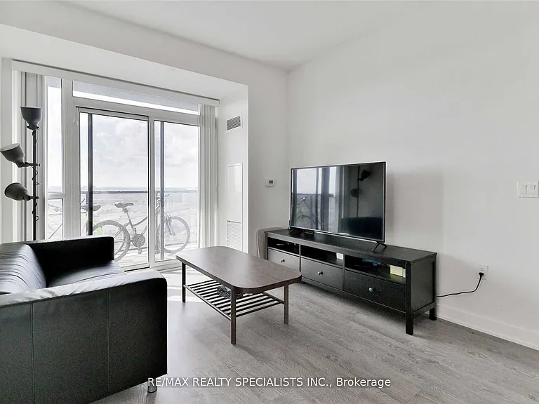 4677 Glen Erin Dr #1110 — Photo 8