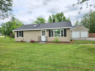 61 Brewster St, Bangor, ME 04401